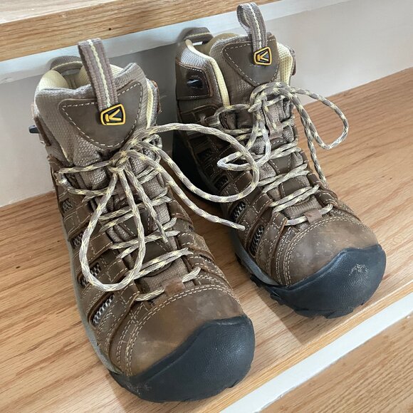 Keen Womens Voyageur mid hiking shoes size 8 ( like new) - Picture 3 of 13